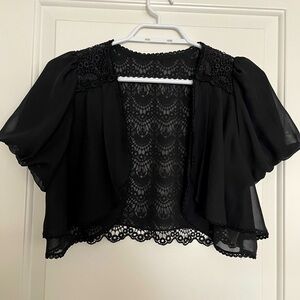 AXES FEMME lace shrug